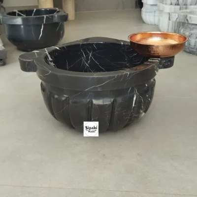 Toros Siyah Kavun Dilimli Köşe Mermer Kurna Toros Siyah Kavun Dilimli Köşe Mermer Kurna