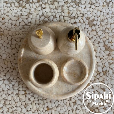 Bej Mermer Yaprak Detay Altın Aparatlı 5'Li Banyo Seti Bej Mermer Yaprak Detay Altın Aparatlı 5'Li Banyo Seti