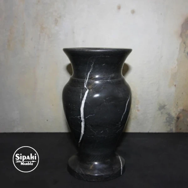 Toros Black Marble Vase